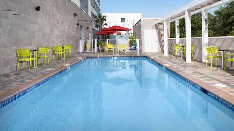 <b>Home2 Suites-Miami Doral West Airport Pool</b>. Images powered by <a href="https://iceportal.shijigroup.com/" title="IcePortal" target="_blank">IcePortal</a>.