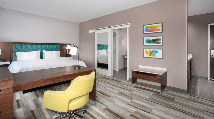 Hampton Inn & Suites Watsonville Room