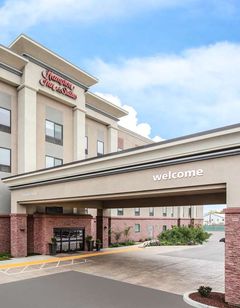 Hampton Inn & Suites Watsonville