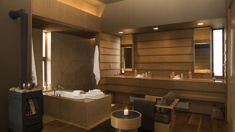 <b>Amankora Thimphu Suite</b>. Images powered by <a href="https://iceportal.shijigroup.com/" title="IcePortal" target="_blank">IcePortal</a>.