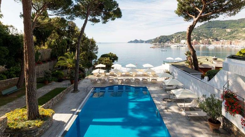 <b>Imperiale Palace Hotel Pool</b>. Images powered by <a href="https://iceportal.shijigroup.com/" title="IcePortal" target="_blank">IcePortal</a>.