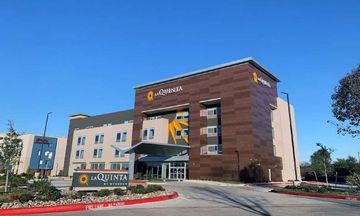 La Quinta Inn & Suites Dallas/Fairpark
