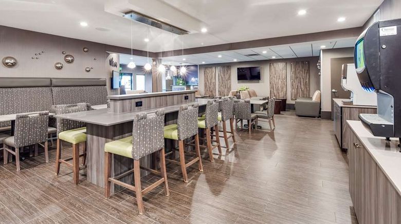 <b>Best Western Plus Spokane North Restaurant</b>. Images powered by <a href="https://iceportal.shijigroup.com/" title="IcePortal" target="_blank">IcePortal</a>.