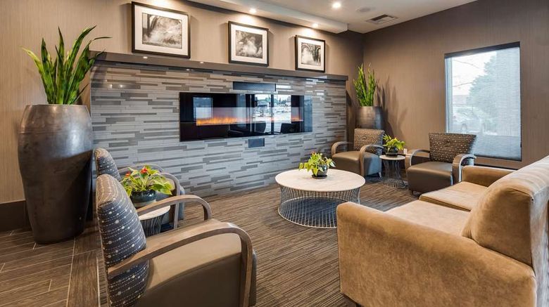 <b>Best Western Plus Spokane North Lobby</b>. Images powered by <a href="https://iceportal.shijigroup.com/" title="IcePortal" target="_blank">IcePortal</a>.