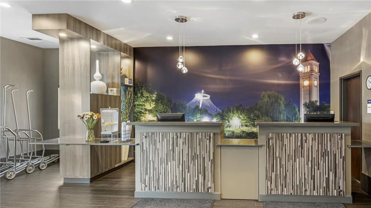Best Western Plus Spokane North Lobby
