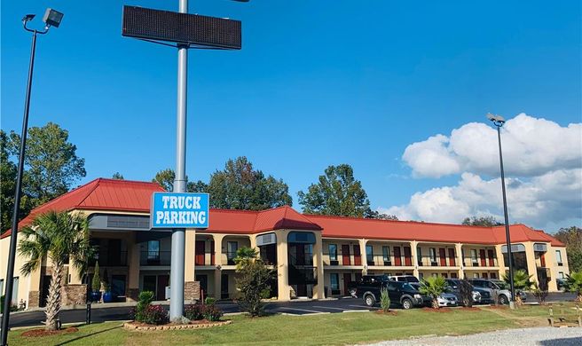 SureStay Hotel by Best Western Meridian Exterior