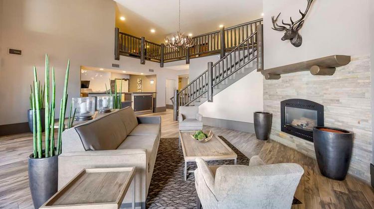 Best Western Plus/Glacier Park West Lobby
