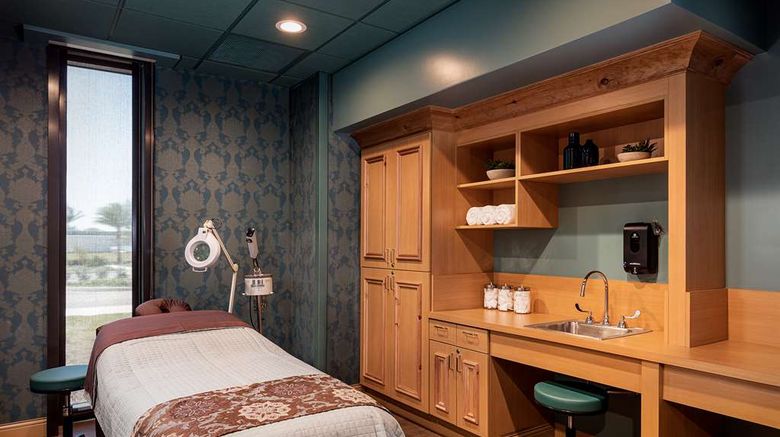 <b>Brownwood Hotel and Spa Spa</b>. Images powered by <a href="https://iceportal.shijigroup.com/" title="IcePortal" target="_blank">IcePortal</a>.