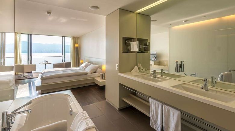 <b>Seehotel Hermitage Room</b>. Images powered by <a href="https://iceportal.shijigroup.com/" title="IcePortal" target="_blank">IcePortal</a>.