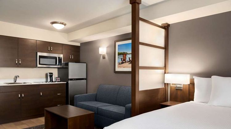 Microtel Inn & Suites by Wyndham Suite