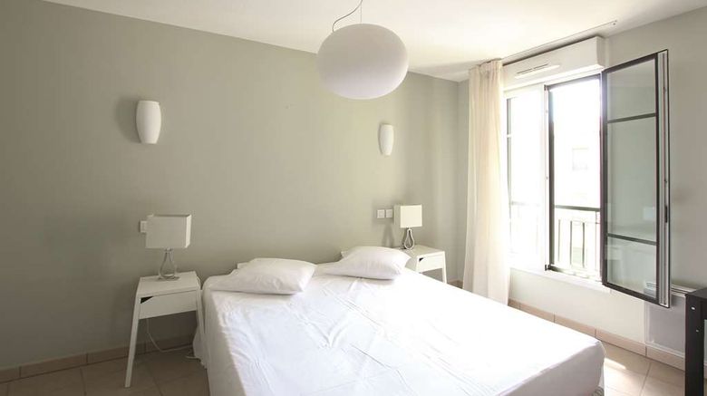 <b>ResidHotel Toulouse Centre Room</b>. Images powered by <a href="https://iceportal.shijigroup.com/" title="IcePortal" target="_blank">IcePortal</a>.