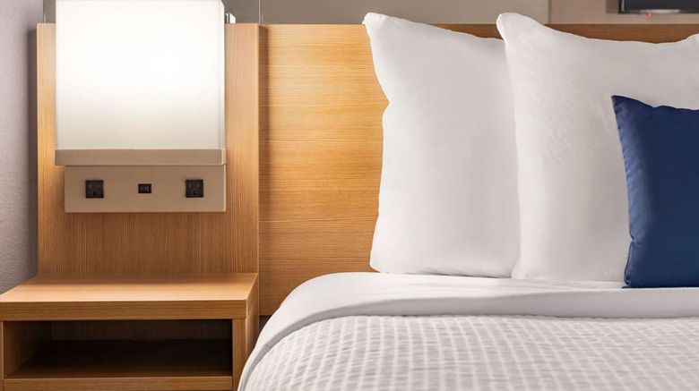 <b>Microtel Inn & Stes by Wyndham Gambrills Room</b>. Images powered by <a href="https://iceportal.shijigroup.com/" title="IcePortal" target="_blank">IcePortal</a>.