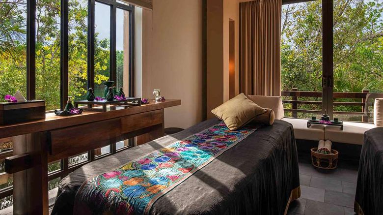 <b>Banyan Tree Mayakoba Spa</b>. Images powered by <a href="https://iceportal.shijigroup.com/" title="IcePortal" target="_blank">IcePortal</a>.