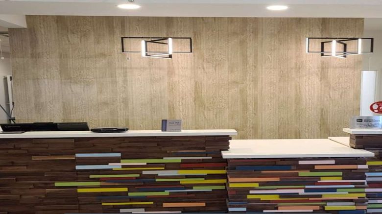 <b>Best Western Watertown Lobby</b>. Images powered by <a href="https://iceportal.shijigroup.com/" title="IcePortal" target="_blank">IcePortal</a>.