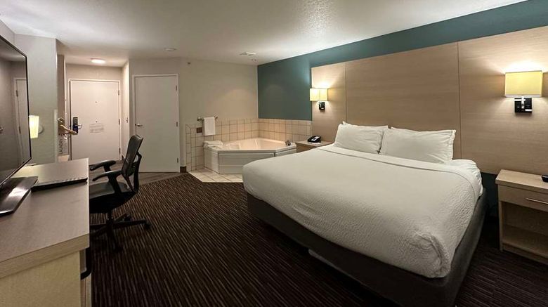 <b>Best Western Watertown Room</b>. Images powered by <a href="https://iceportal.shijigroup.com/" title="IcePortal" target="_blank">IcePortal</a>.