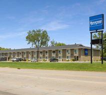 Rodeway Inn Grand Rapids Exterior