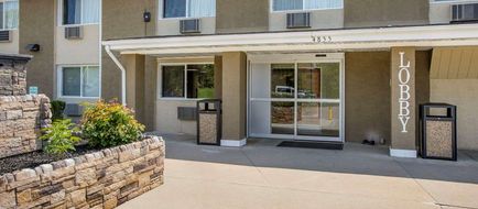 Rodeway Inn Grand Rapids Exterior