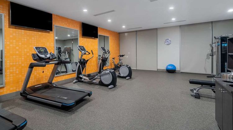 La Quinta Inn & Suites by Wyndham Health