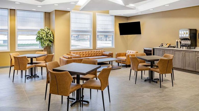 <b>Super 8 by Wyndham Moosonee Other</b>. Images powered by <a href="https://iceportal.shijigroup.com/" title="IcePortal" target="_blank">IcePortal</a>.