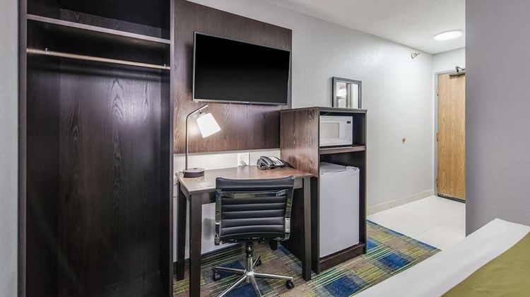 Quality Inn Room