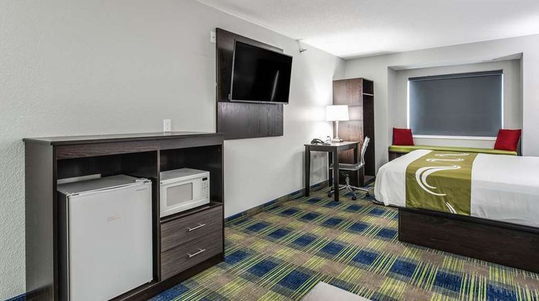 <b>Quality Inn Suite</b>. Images powered by <a href="https://iceportal.shijigroup.com/" title="IcePortal" target="_blank">IcePortal</a>.