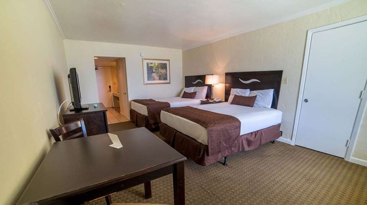 The Reef at Seahaven Beach Resorts Room