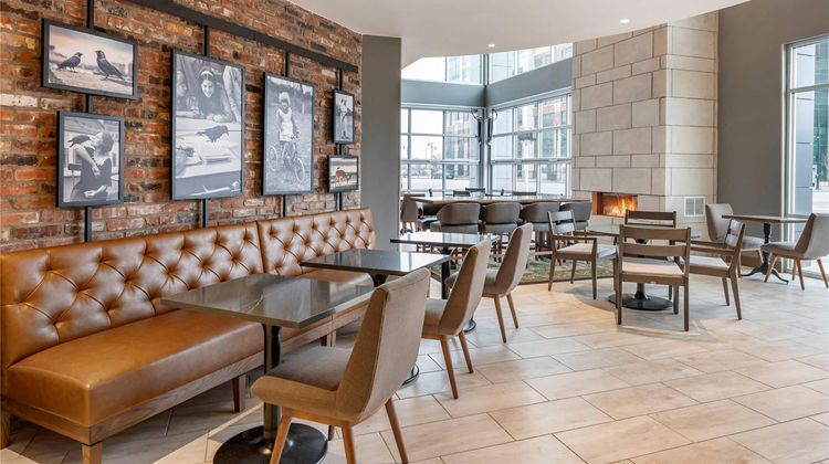 Cambria Hotel Downtown-Whiskey Row Restaurant