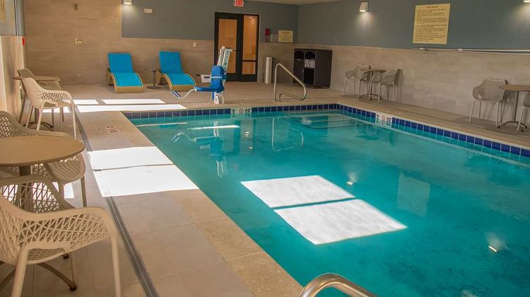 Hampton Inn Wabash Pool