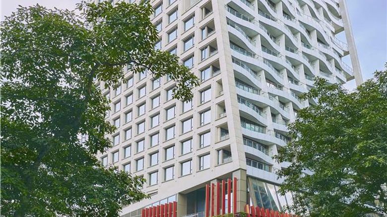 <b>Kempinski Residences Guangzhou Exterior</b>. Images powered by <a href="https://iceportal.shijigroup.com/" title="IcePortal" target="_blank">IcePortal</a>.