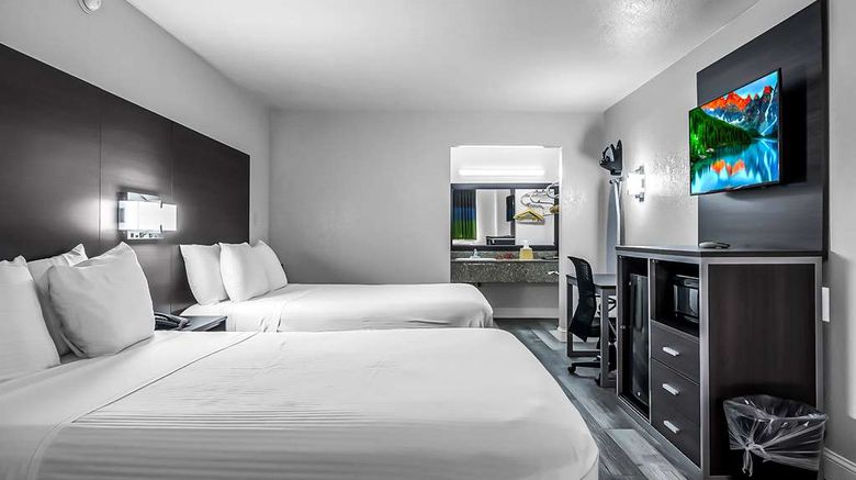<b>SureStay Hotel by BW Oklahoma City West Room</b>. Images powered by <a href="https://iceportal.shijigroup.com/" title="IcePortal" target="_blank">IcePortal</a>.