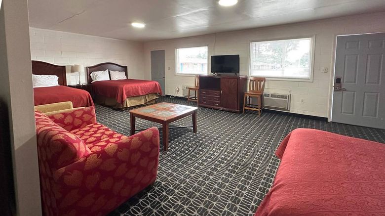 <b>Rodeway Inn Flora Room</b>. Images powered by <a href="https://iceportal.shijigroup.com/" title="IcePortal" target="_blank">IcePortal</a>.