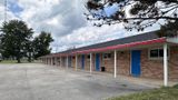 <b>Rodeway Inn Flora Exterior</b>. Images powered by <a href="https://iceportal.shijigroup.com/" title="IcePortal" target="_blank">IcePortal</a>.