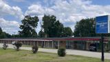 <b>Rodeway Inn Flora Exterior</b>. Images powered by <a href="https://iceportal.shijigroup.com/" title="IcePortal" target="_blank">IcePortal</a>.