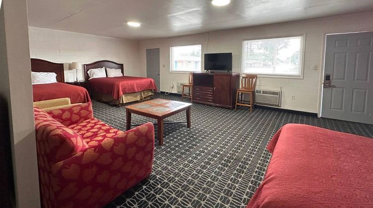 Rodeway Inn Flora Room