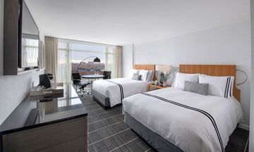 Colonnade Boston Hotel