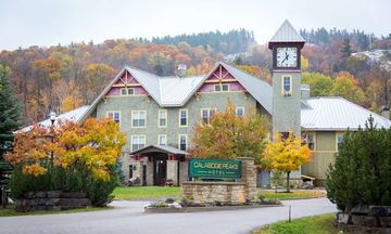 Calabogie Peaks Resort, Ascend Hotel