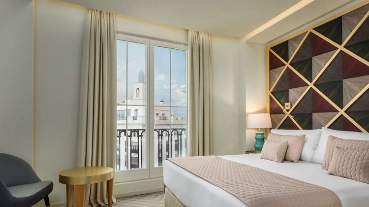 Room Mate Macarena Gran Via Room