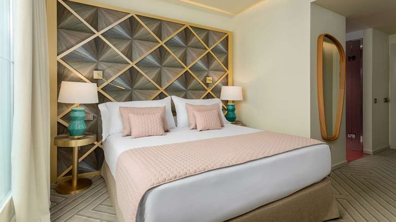 <b>Room Mate Macarena Gran Via Room</b>. Images powered by <a href="https://iceportal.shijigroup.com/" title="IcePortal" target="_blank">IcePortal</a>.