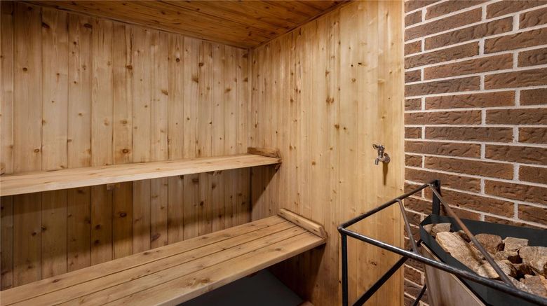 <b>Super 8 by Wyndham Hearst Spa</b>. Images powered by <a href="https://iceportal.shijigroup.com/" title="IcePortal" target="_blank">IcePortal</a>.