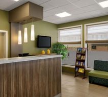 Super 8 by Wyndham Hearst Lobby