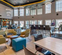 Clairon Pointe Indianapolis Airport Area Lobby
