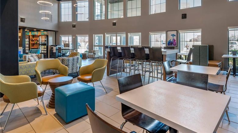 <b>Clairon Pointe Indianapolis Airport Area Lobby</b>. Images powered by <a href="https://iceportal.shijigroup.com/" title="IcePortal" target="_blank">IcePortal</a>.