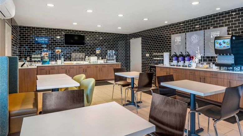 <b>Clairon Pointe Indianapolis Airport Area Restaurant</b>. Images powered by <a href="https://iceportal.shijigroup.com/" title="IcePortal" target="_blank">IcePortal</a>.