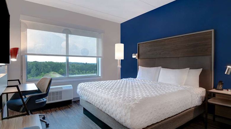 <b>Tru by Hilton Cool Springs Nashville Room</b>. Images powered by <a href="https://iceportal.shijigroup.com/" title="IcePortal" target="_blank">IcePortal</a>.