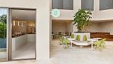 <b>Hilton Cancun, an All-Inclusive Resort Restaurant</b>. Images powered by <a href="https://iceportal.shijigroup.com/" title="IcePortal" target="_blank">IcePortal</a>.