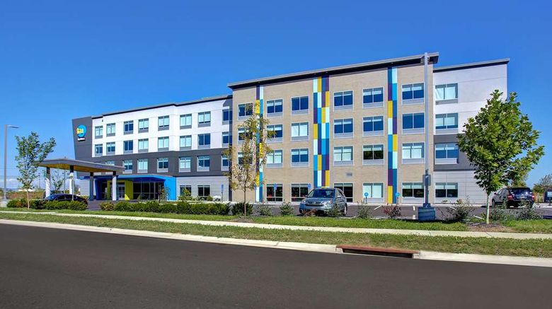 <b>Tru by Hilton Monroe Exterior</b>. Images powered by <a href="https://iceportal.shijigroup.com/" title="IcePortal" target="_blank">IcePortal</a>.