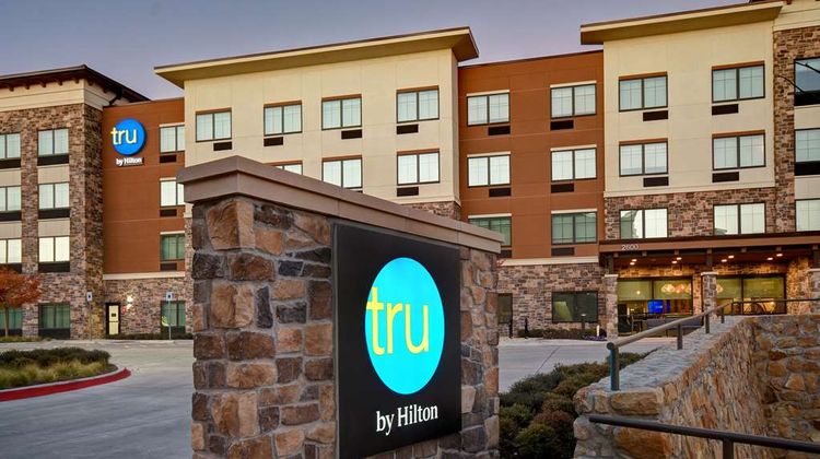 Tru by Hilton Rockwall Dallas Exterior