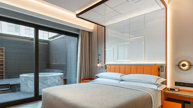 <b>Canopy by Hilton Hangzhou West Lake Room</b>. Images powered by <a href="https://iceportal.shijigroup.com/" title="IcePortal" target="_blank">IcePortal</a>.
