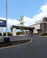 DoubleTree by Hilton St. Louis Airport