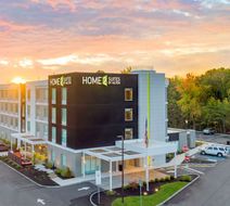 Home2 Suites by Hilton Wayne Exterior